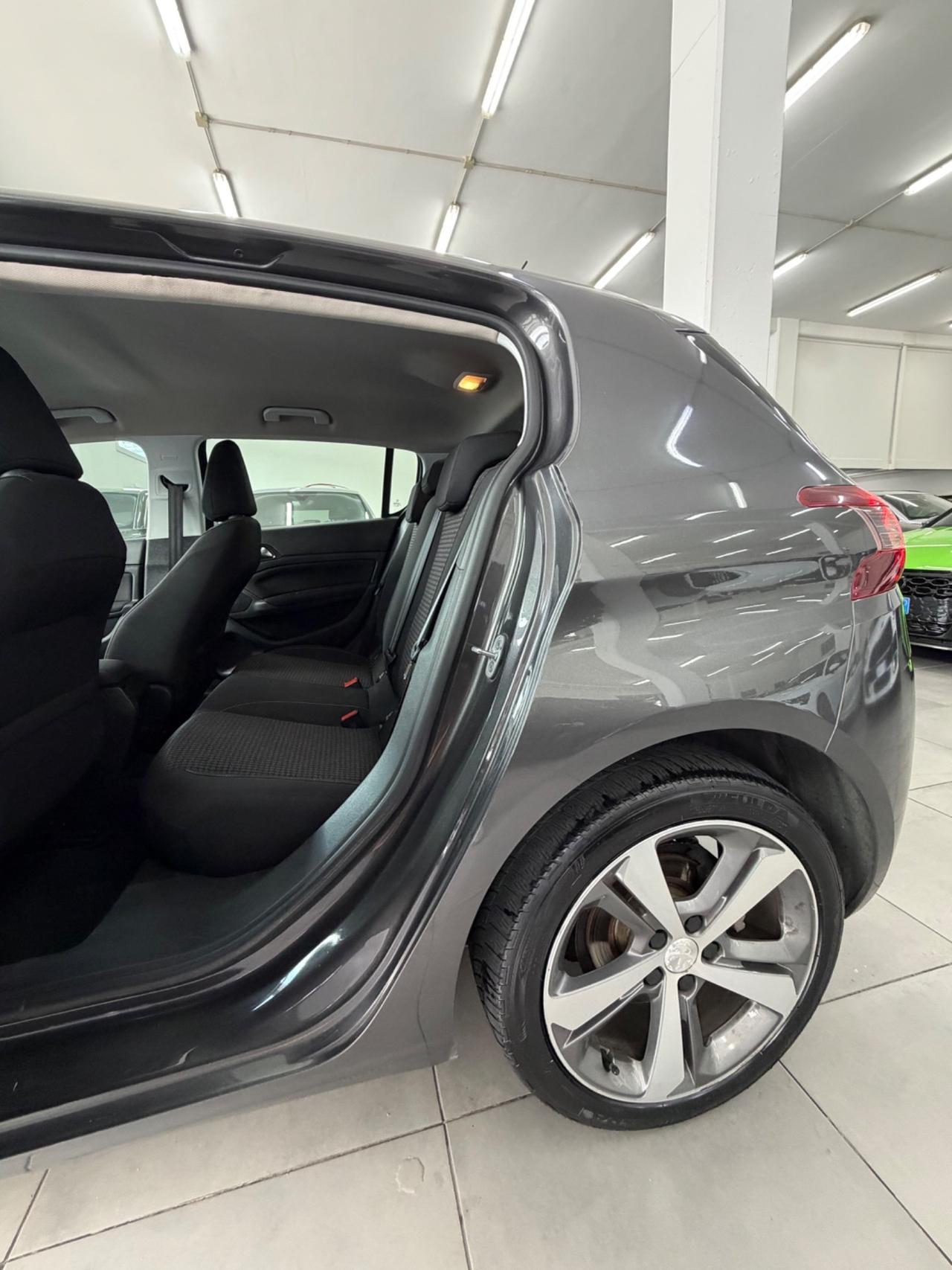 Peugeot 308 BlueHDi 130 S&S Allure FINANZIABILE