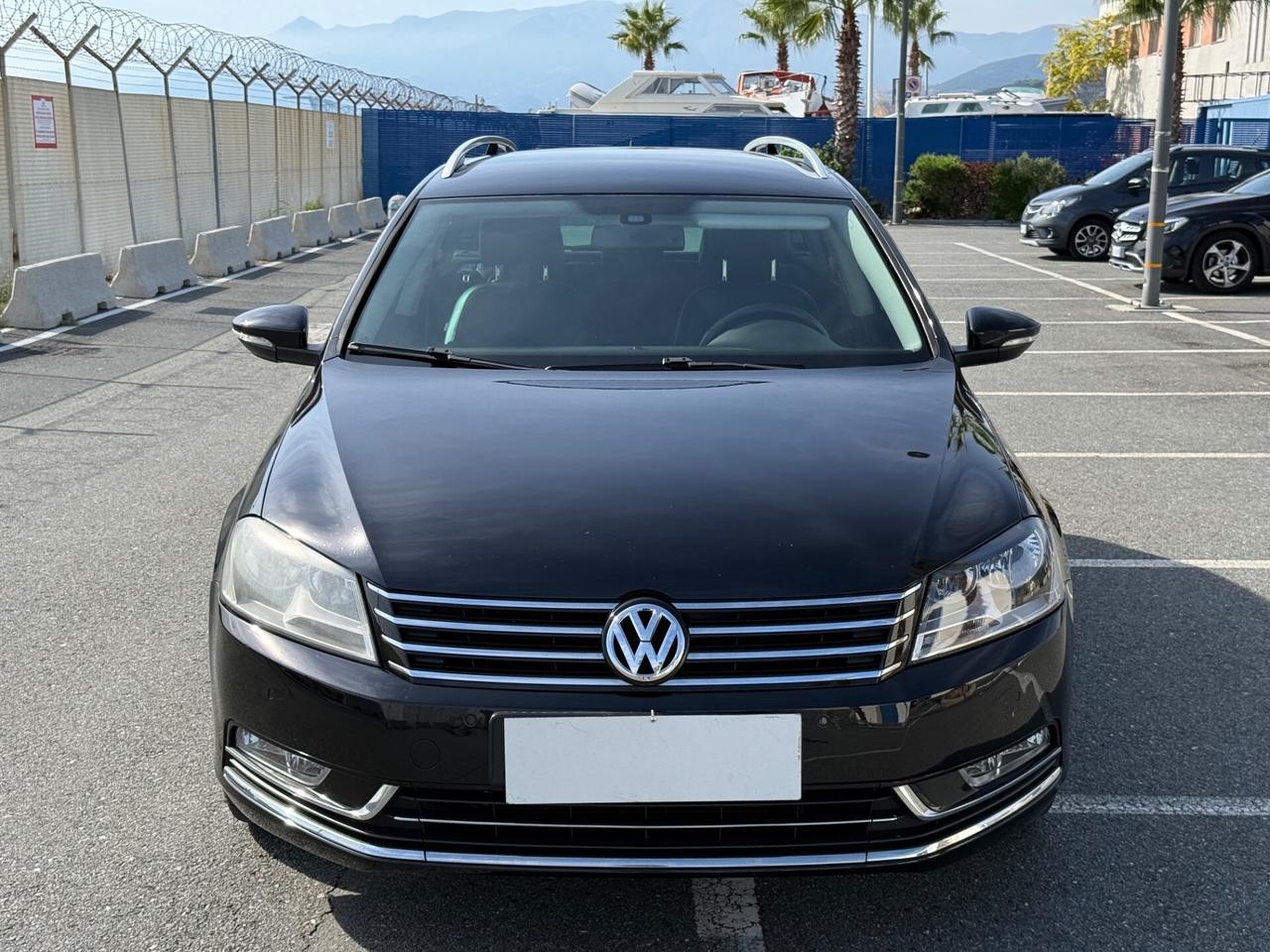 Volkswagen Passat 2.0 TDI 140 CV - Highline-FULL