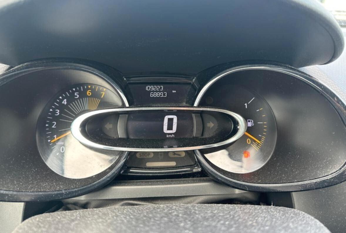 Renault Clio 1.2 75CV 5 porte Live IN ARRIVO