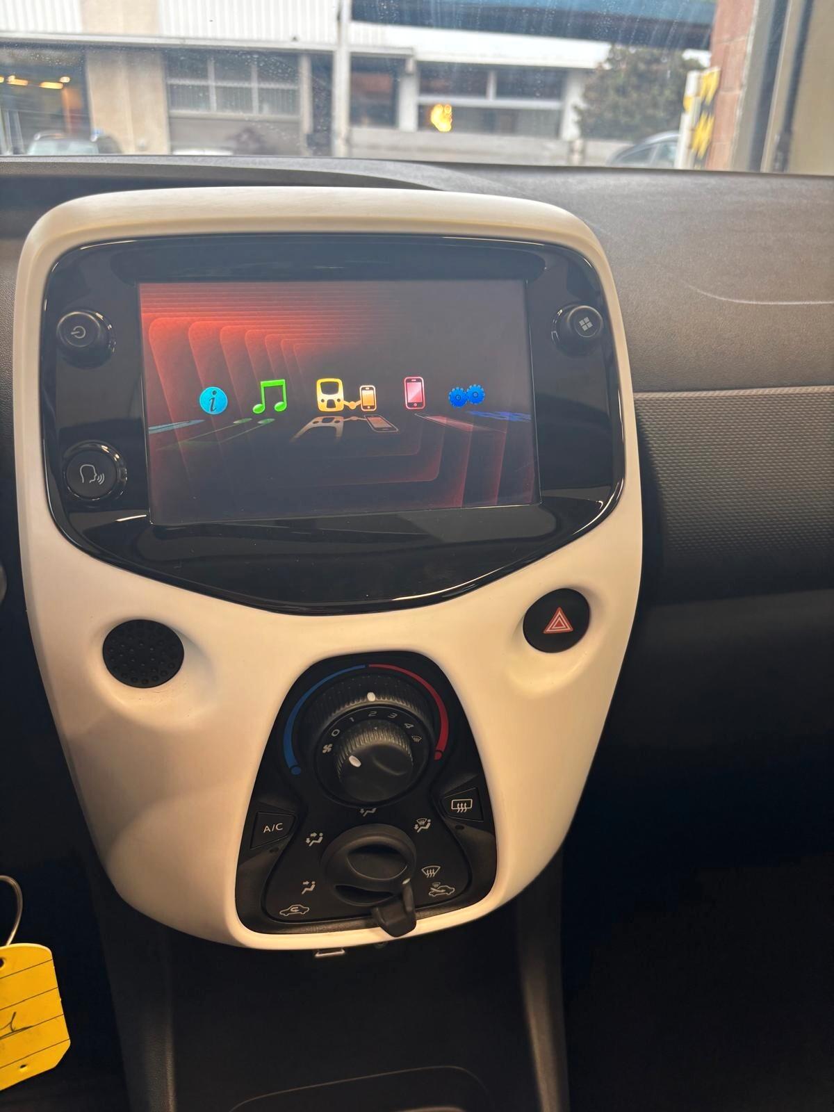 Citroen C1 Airscape VTi 72 S&S 5 porte Shine