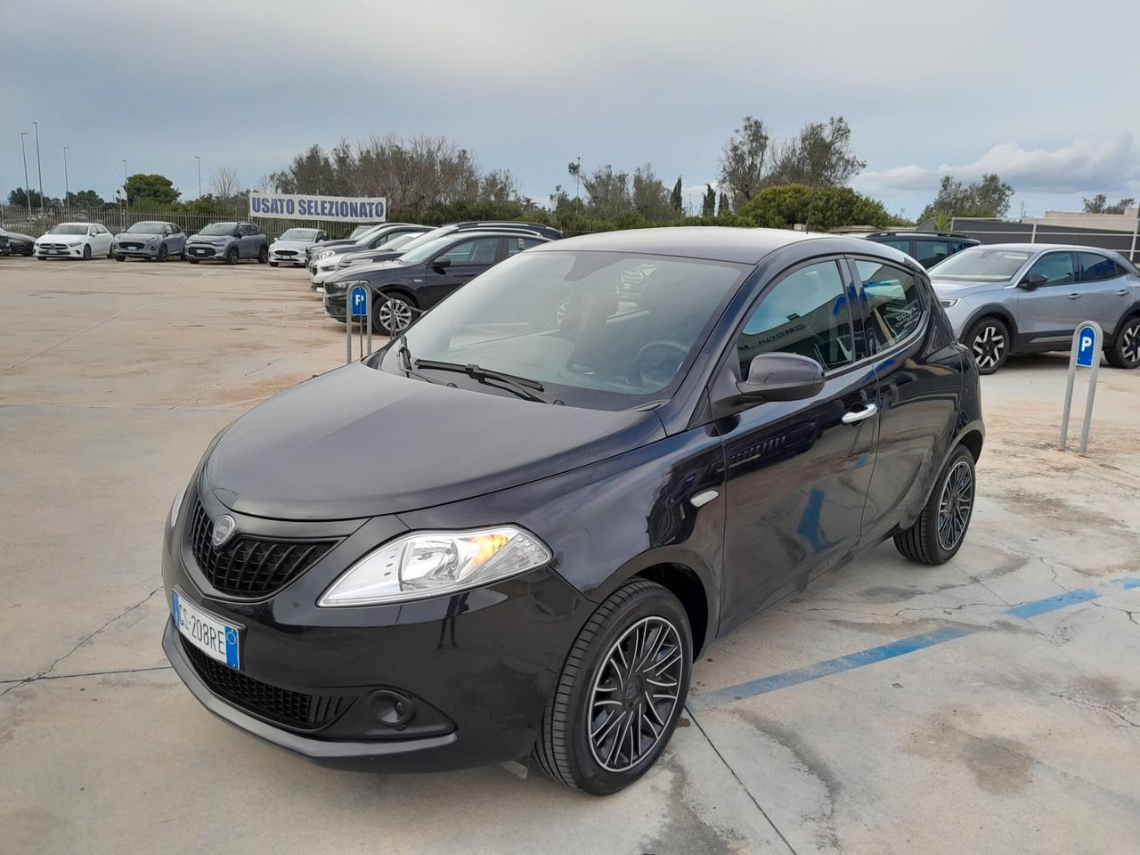 N2 LANCIA YPSILON 1.0 HYBRID S&S ORO