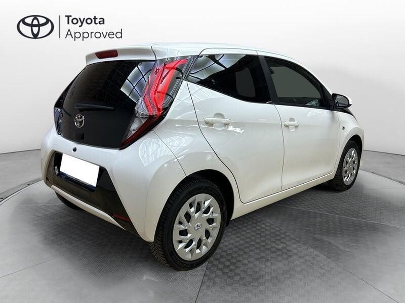Toyota Aygo 1.0 x-cool 72 CV