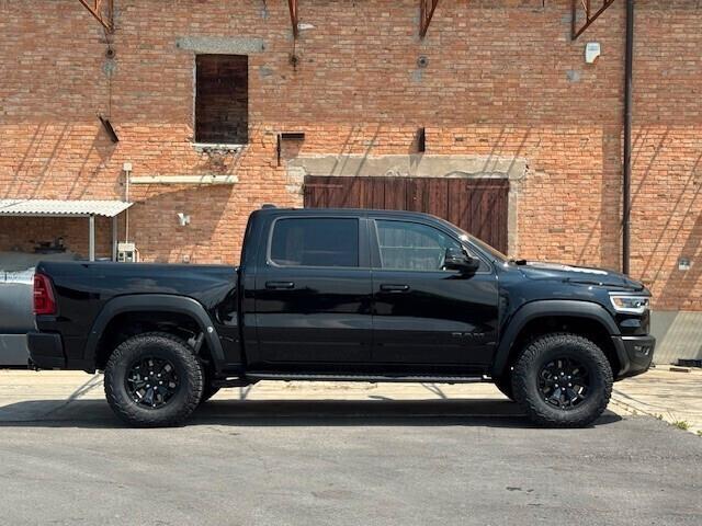 DODGE RAM 1500 RHO 3.0L CREW CAB 4x4
