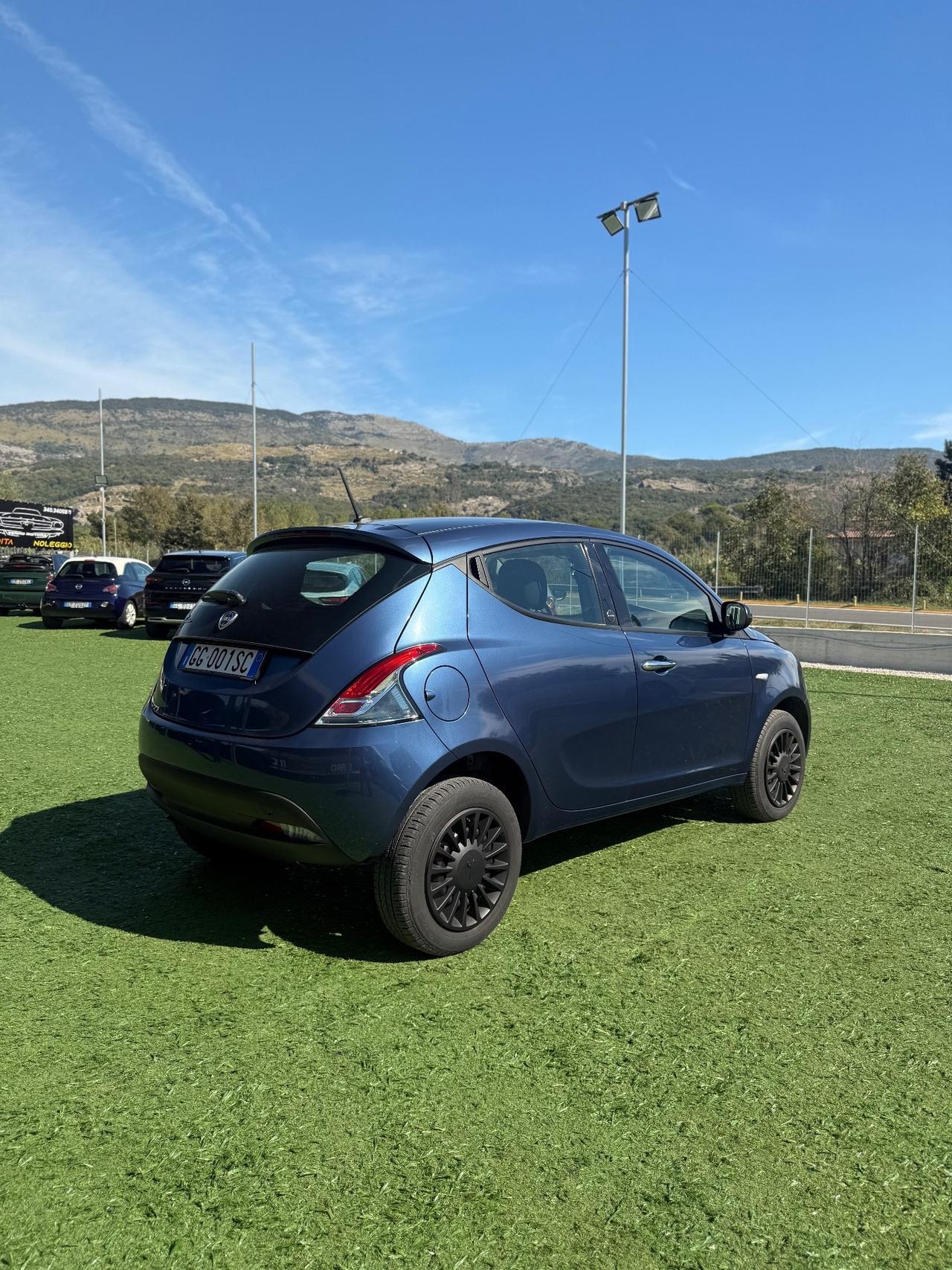 Lancia Ypsilon 0.9 TwinAir 5 porte Metano Ecochic Gold