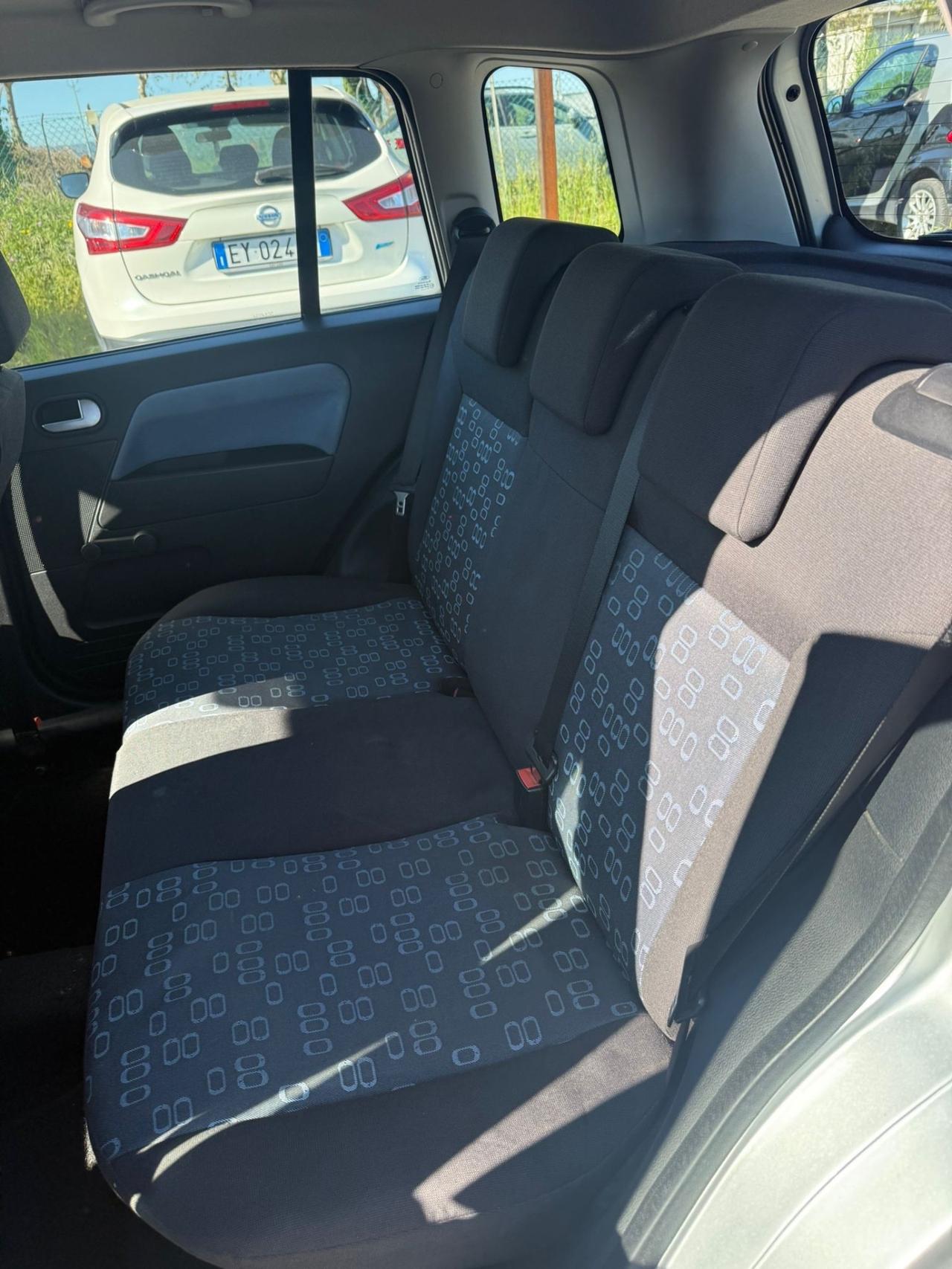 Ford Fusion 1.4 16V 5p. Leather