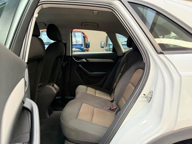 AUDI Q3 2.0 TDI quattro Business