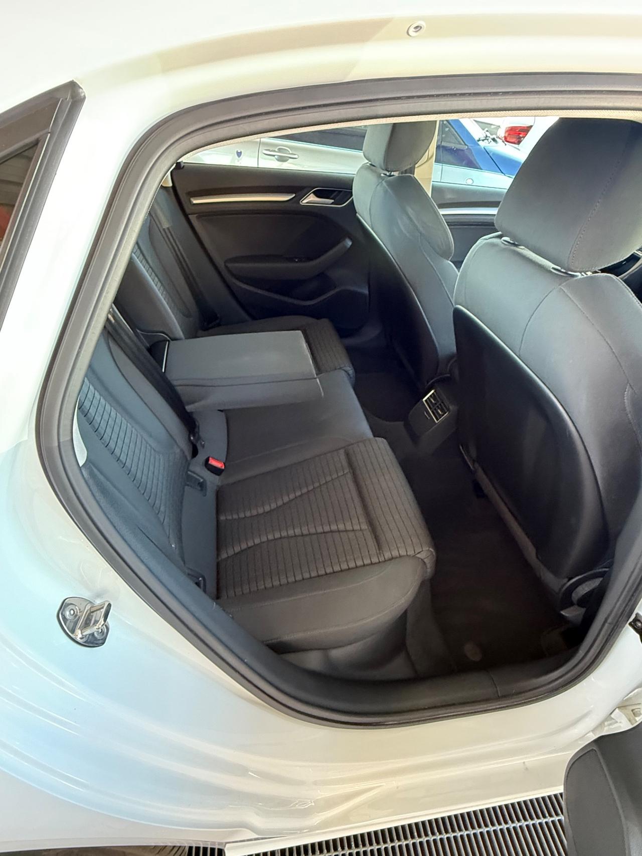 A3 Sedan 1.6 tdi -sline -unipro-rate-garanzia