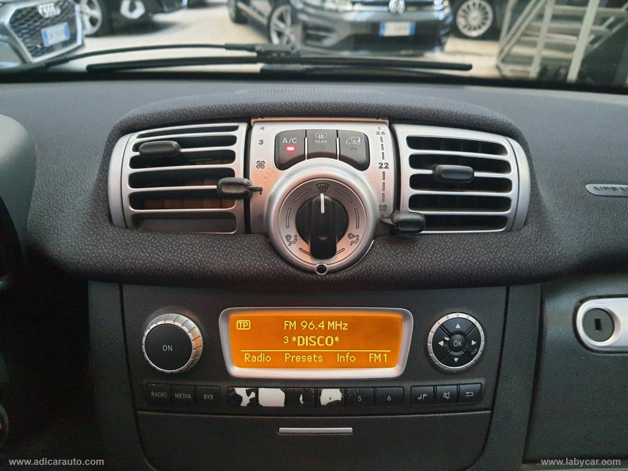 SMART fortwo 1000 52 kW MHD coupé