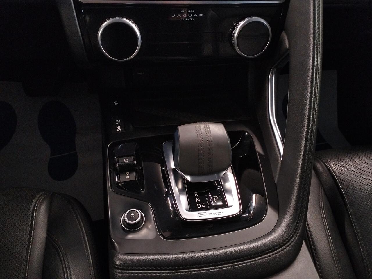 Jaguar E-Pace 2.0D I4 163 CV AWD Auto SE - 4X4