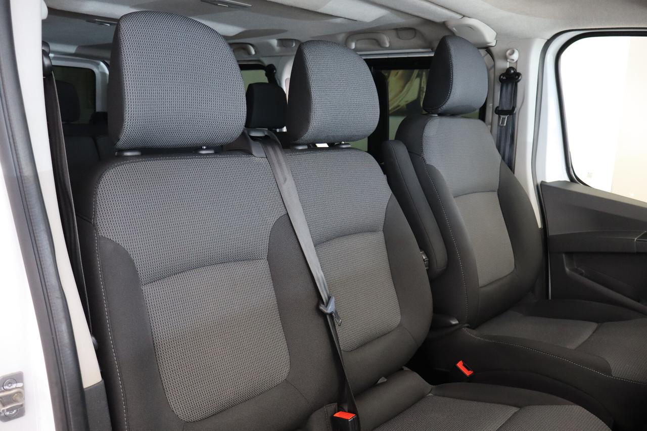 RENAULT TRAFIC PASSENGER 9 POSTI 2.0 BLUEDCI 150 CV L2 H1 EDC AUTHENTIQUE