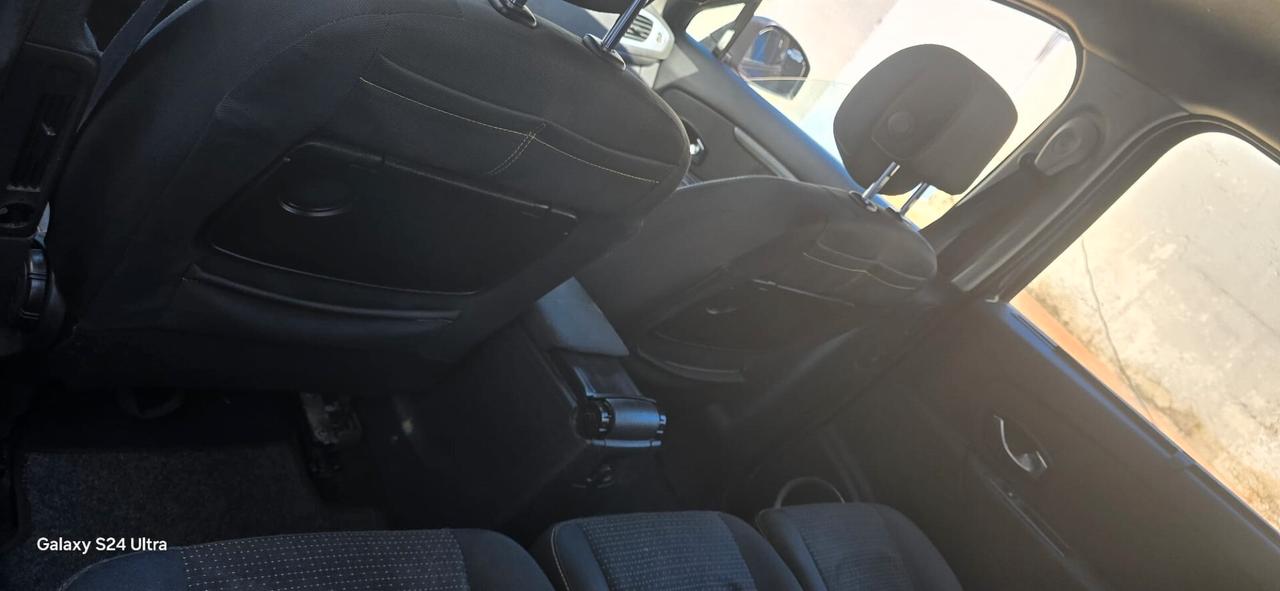 Renault Scenic Scénic X-Mod 1.5 dCi 110CV Luxe
