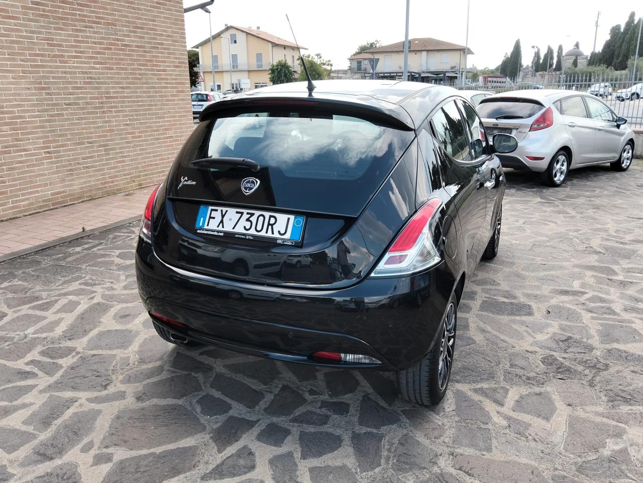 Lancia Ypsilon 1.2 69 CV 5 porte GPL Ecochic Gold