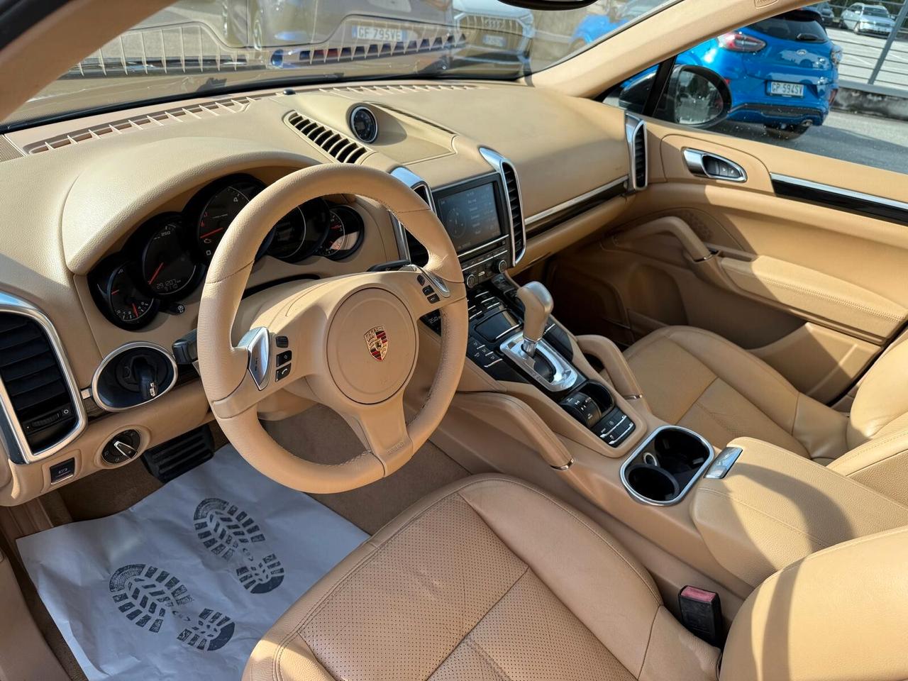 Porsche Cayenne 3.0 D ESCLUSIVA FULL AFFARE