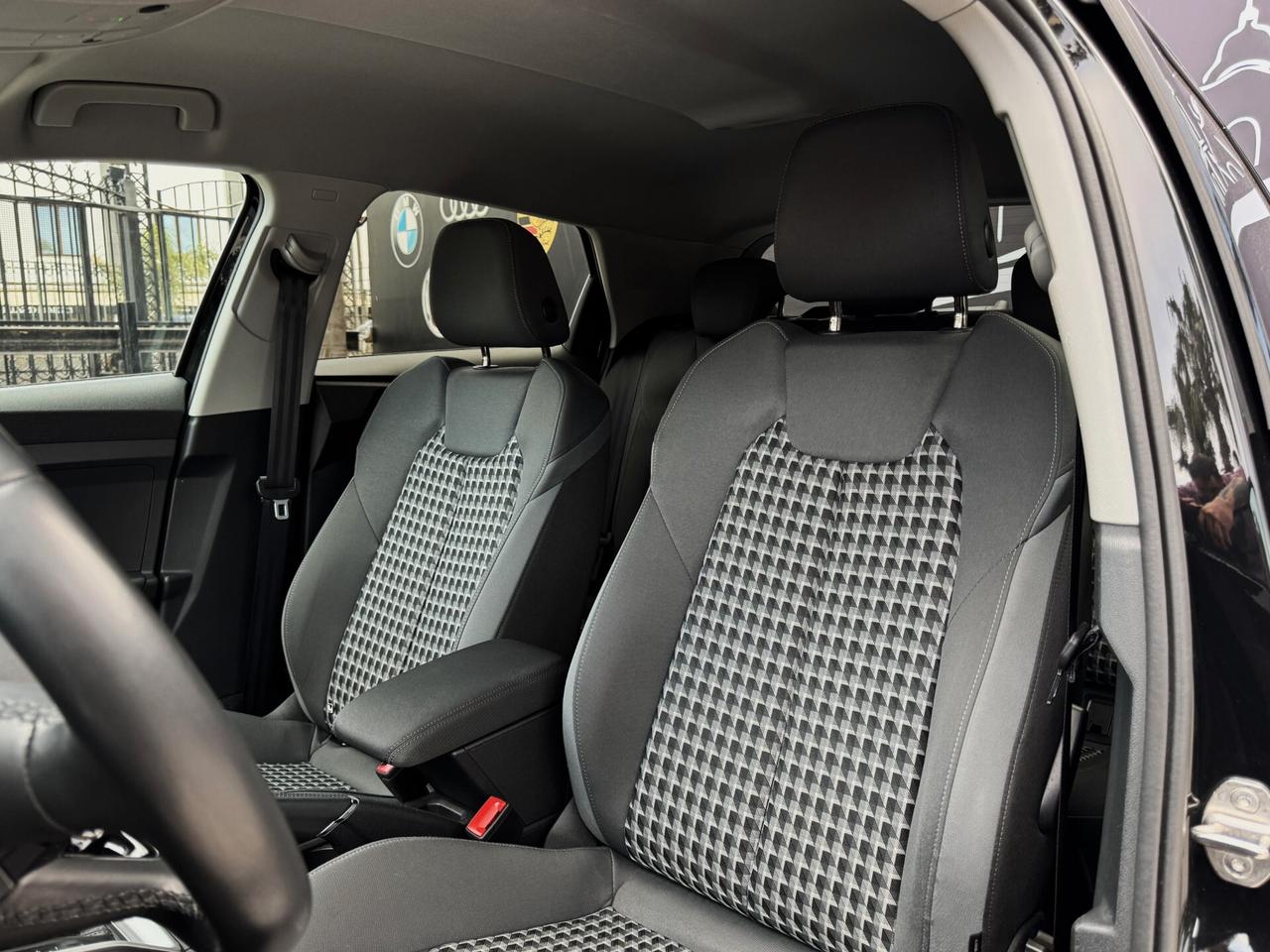 Audi A1 Allstreet 30 TFSI Identity Contrast 110CV S tronic