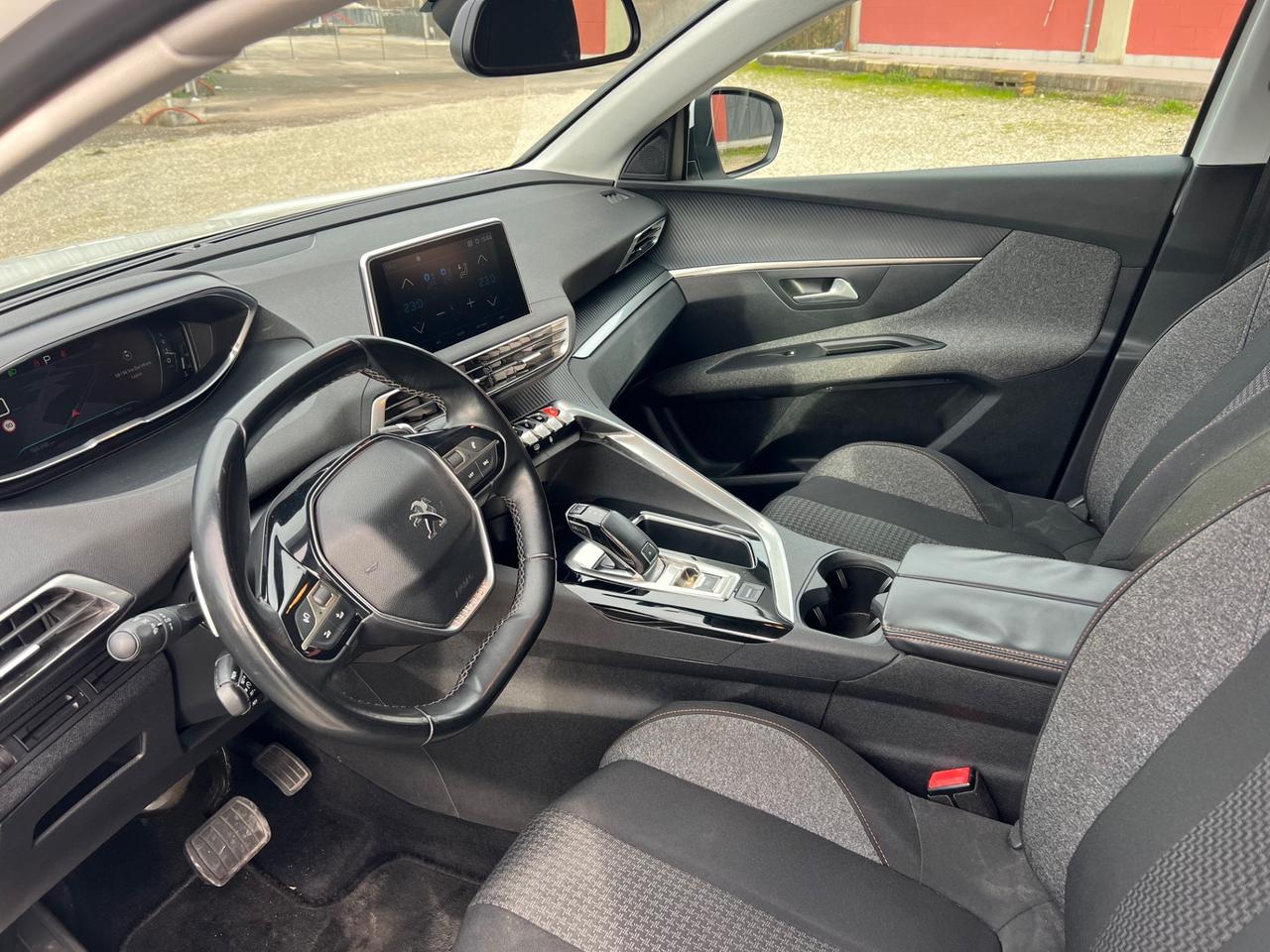 Peugeot 3008 BlueHDi 130 S&S Allure