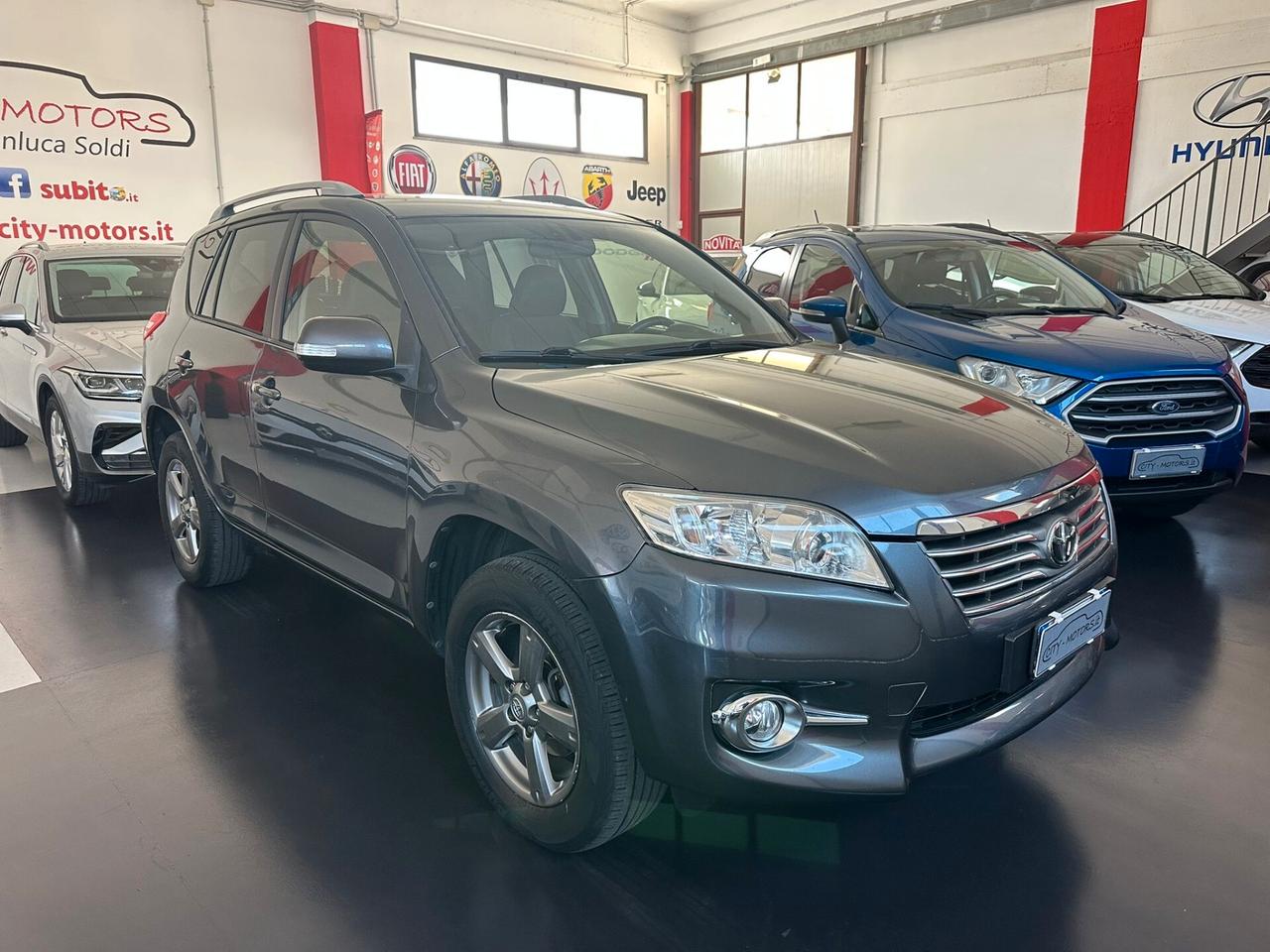 Toyota RAV 4 RAV4 Crossover 2.2 D-4D 150 CV Lounge