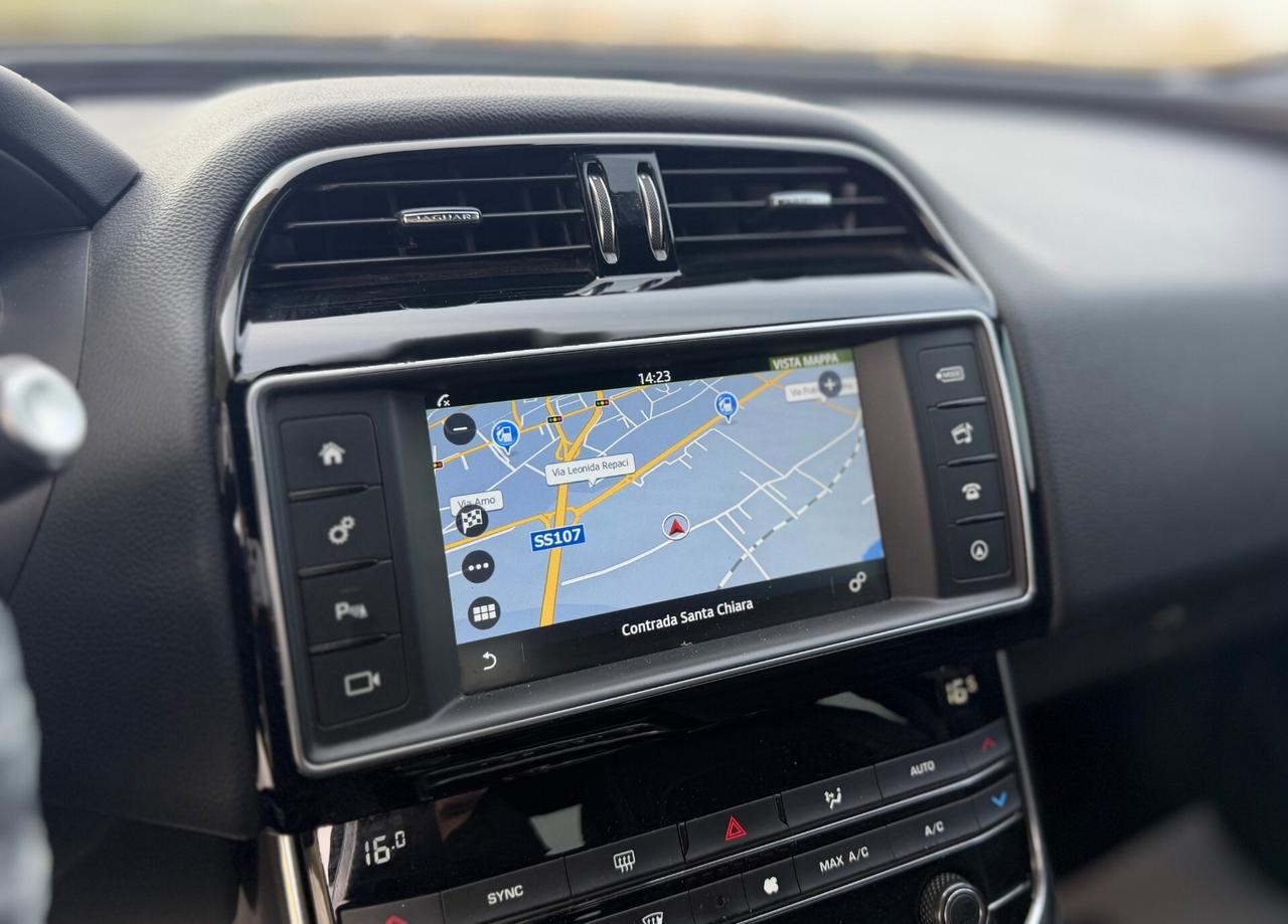 Jaguar XE 2.0 D Turbo 180CV aut. R-Sport