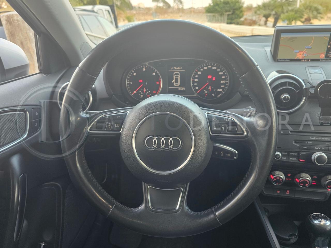 Audi A1 1.6 TDI Attraction#TETTO#NAVI