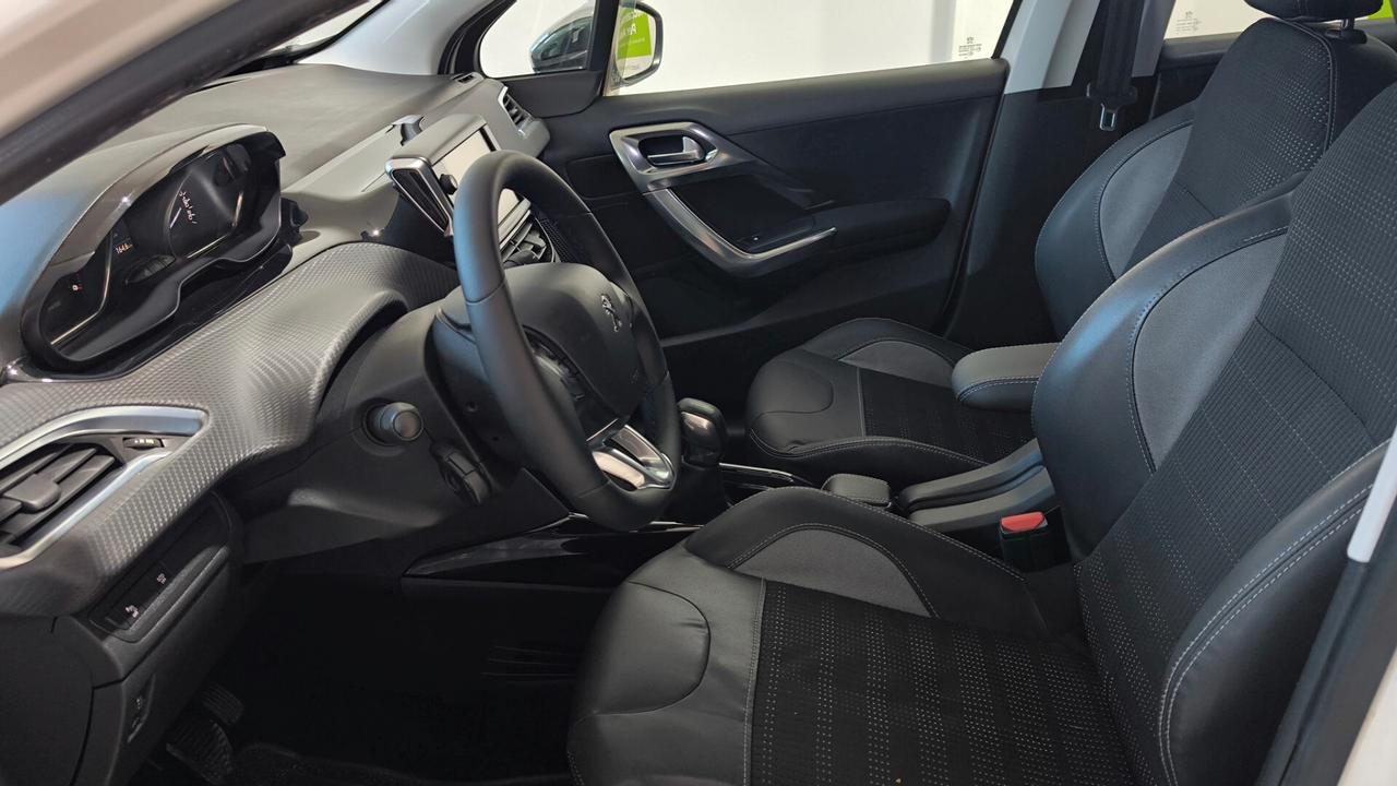 Peugeot 2008 BlueHDi 100 S&S Allure