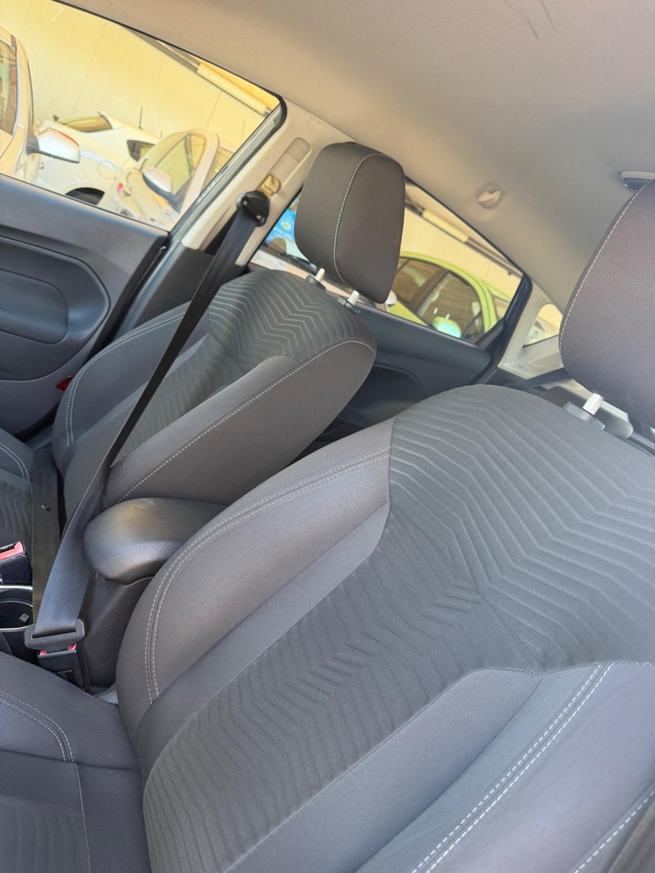 Ford FIESTA 1.4 GPL 2014 - TITANIUM
