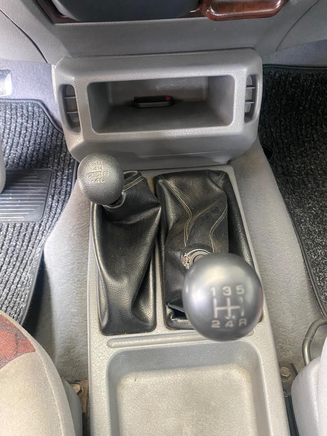 Nissan Terrano 3 Porte Terrano 3p 2.7 tdi SR Safari