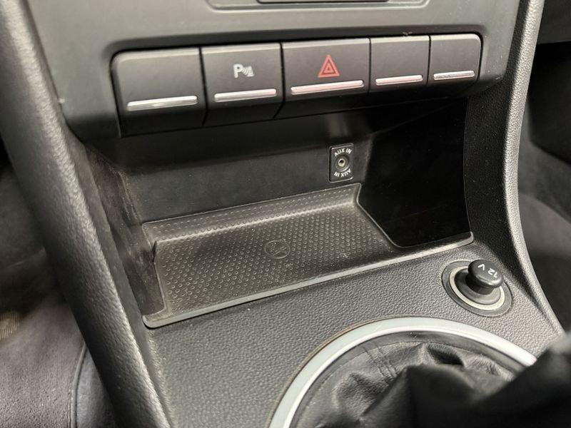 Volkswagen Maggiolino 1.6 TDI Design 50s