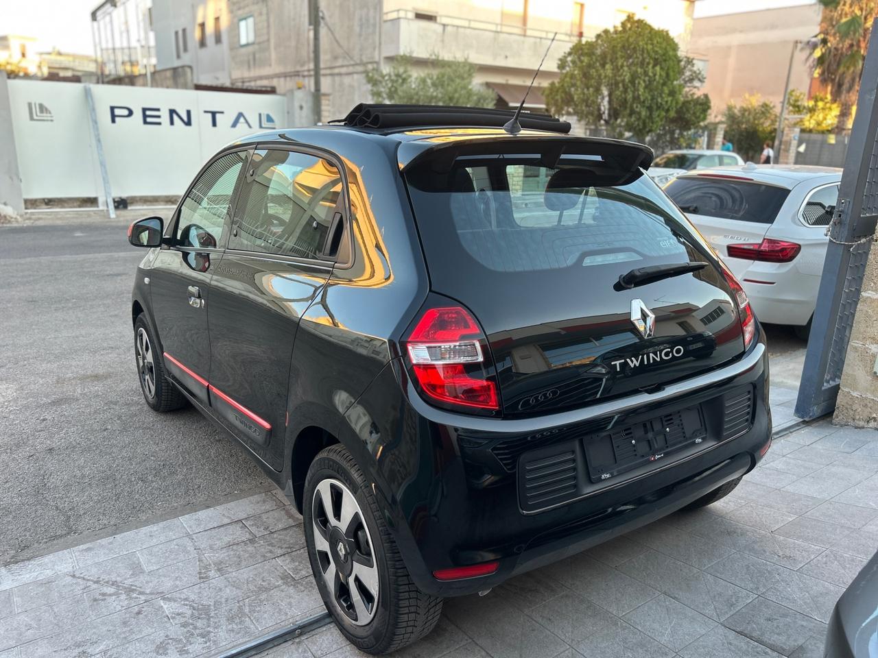 Renault Twingo Cabrio 1.0 69 cv-2016-CLIMA
