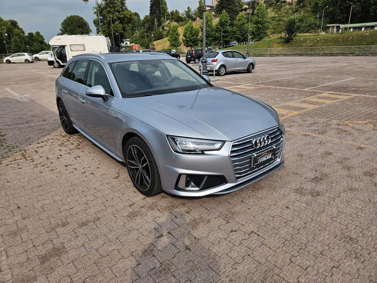 Audi A4 Avant 2.0 TDI 150 CV S tronic S line edition