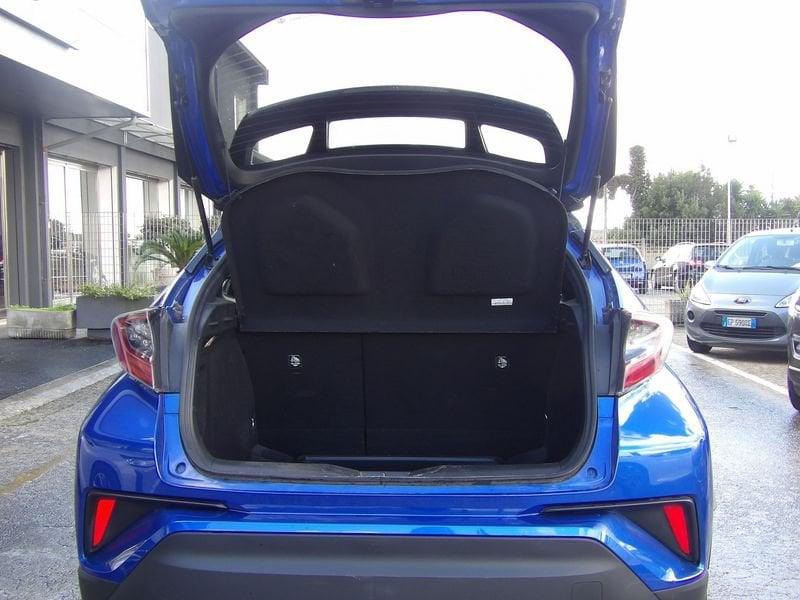 Toyota C-HR 1.8 Hybrid E-CVT Style