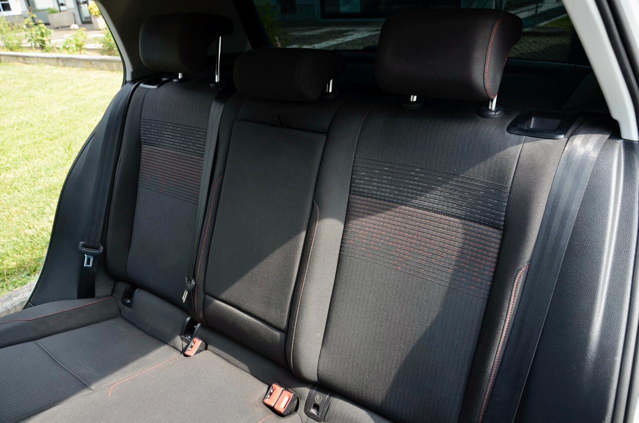 VOLKSWAGEN GOLF 5p 1.0 TSI TRENDLINE 85cv, OK NEOPATENTATI, EURO 6B, NAVI, RETROCAMERA, APPLE ANDROID, PERMUTE