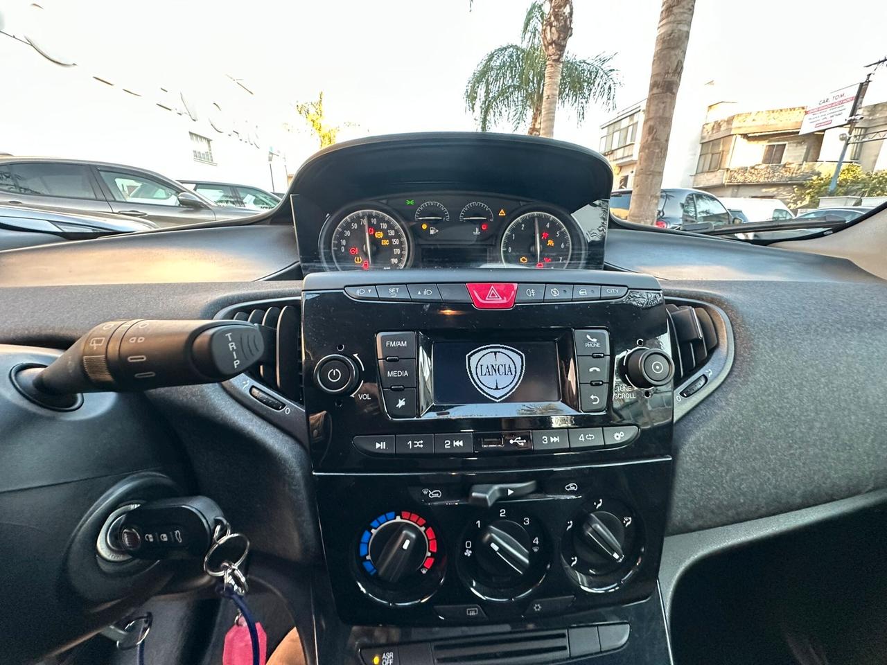 Lancia Ypsilon 1.2 GPL 69CV Elefantino Blu S&S Uff Italy USB