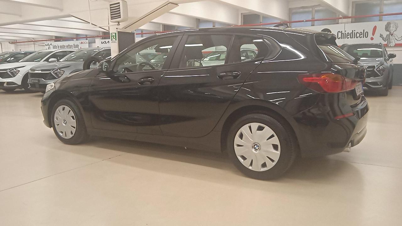 BMW Serie 1 F40 - 116d