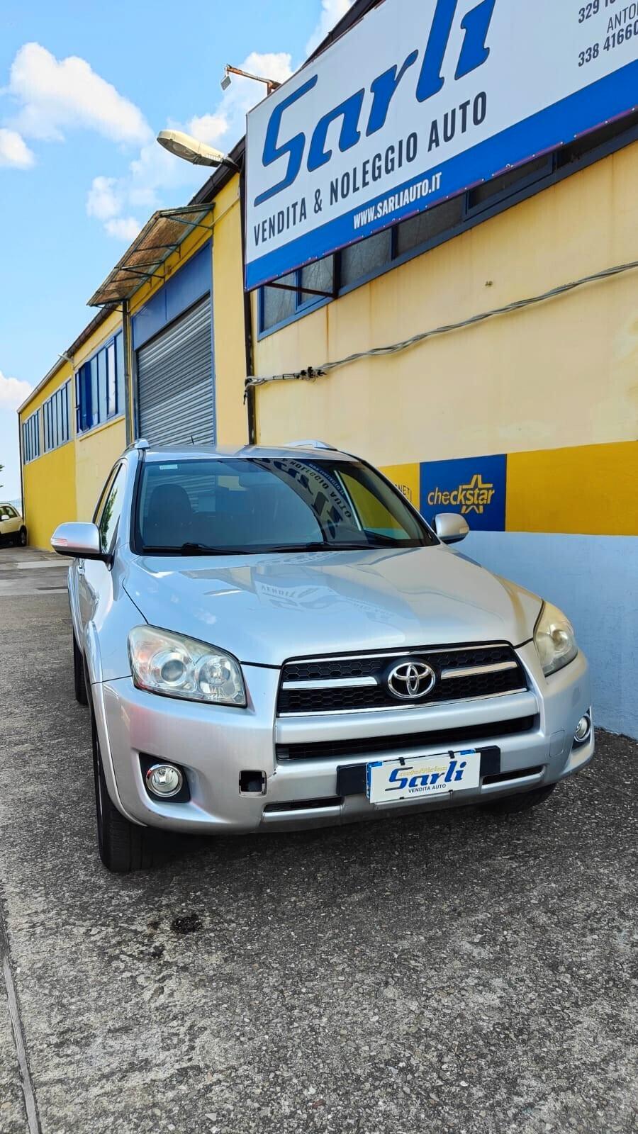 Toyota RAV 4 RAV4 Crossover 2.2 D-4D 150 CV DPF Exclusive