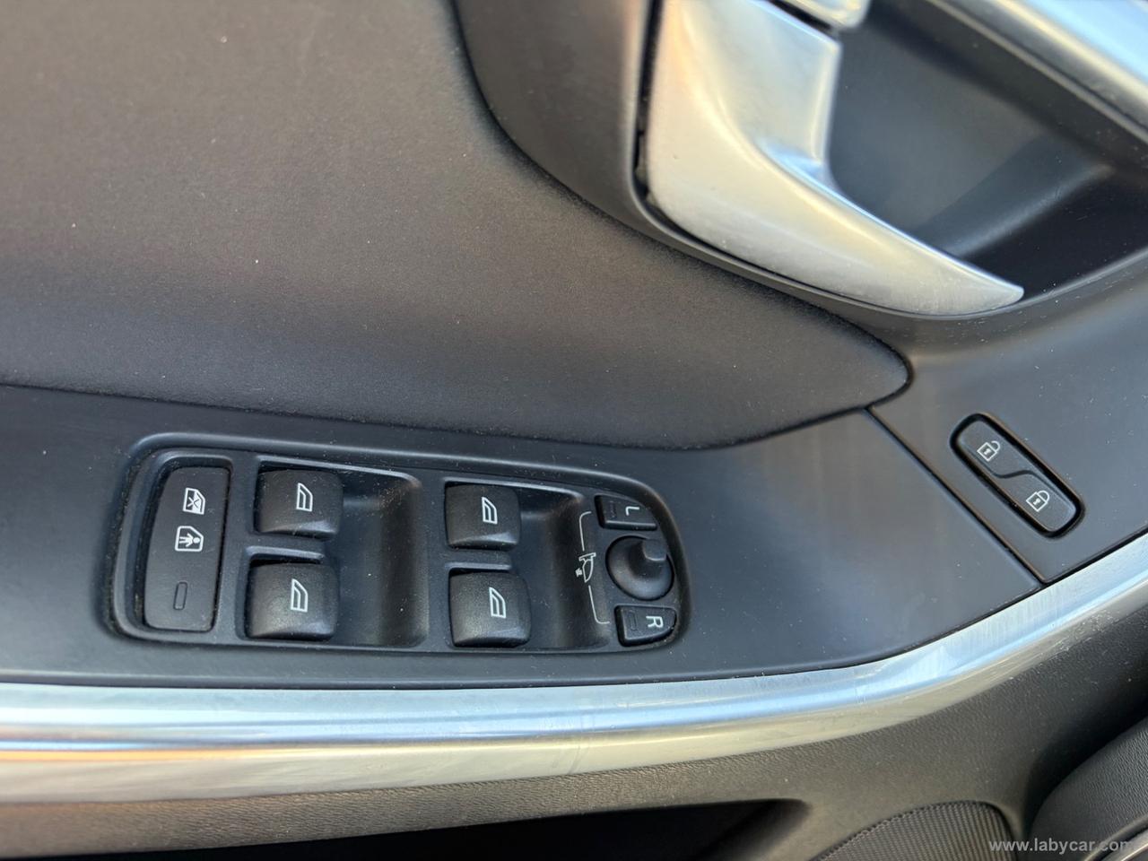 VOLVO XC60 D3 Geartronic Momentum