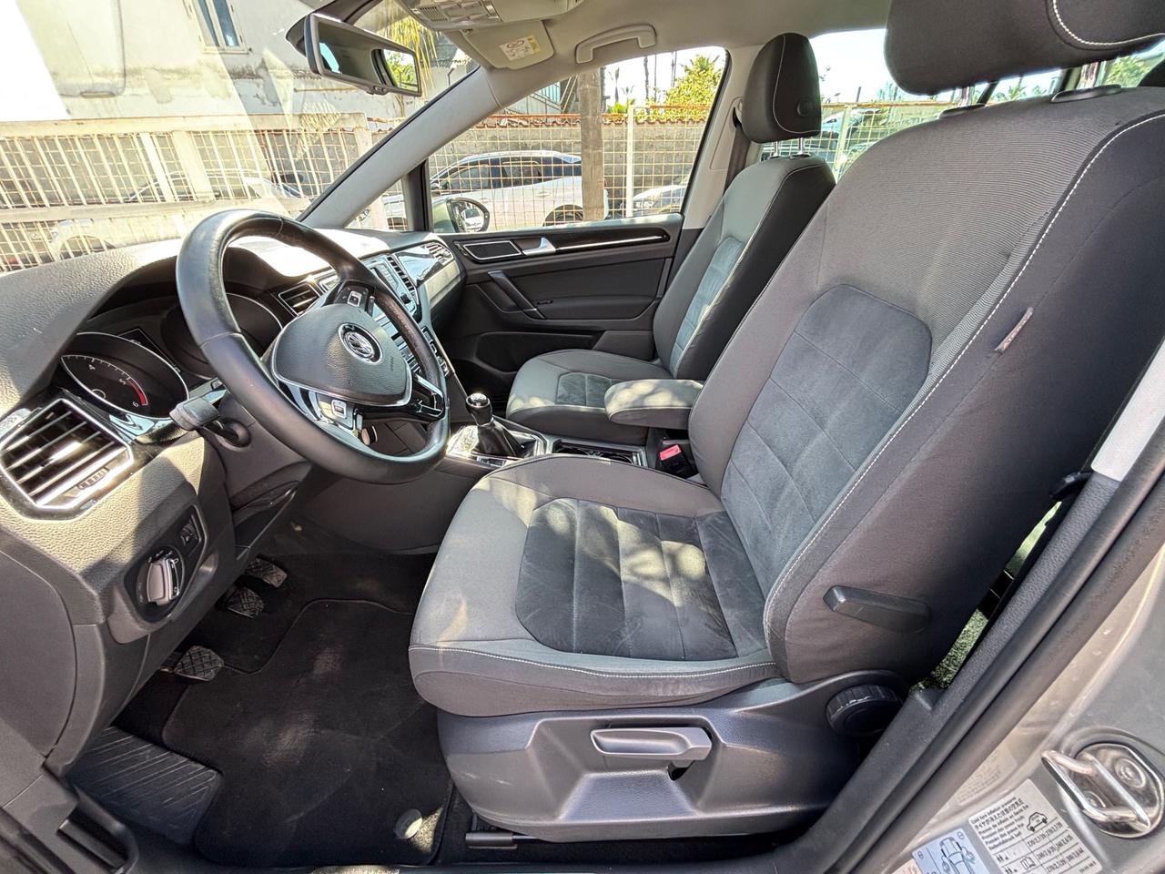 VW GOLF SPORTVAN 1.6TDI 110CV EXECUTIVE FULL OPTIONAL