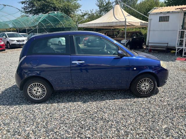 Lancia Ypsilon 1.2 Argento