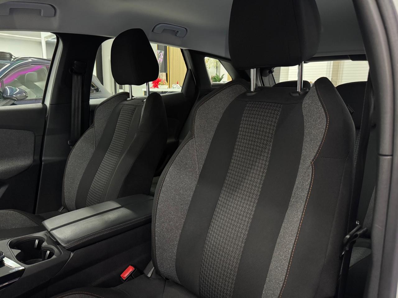 Peugeot 3008 BlueHDi 130Cv EAT8 Allure