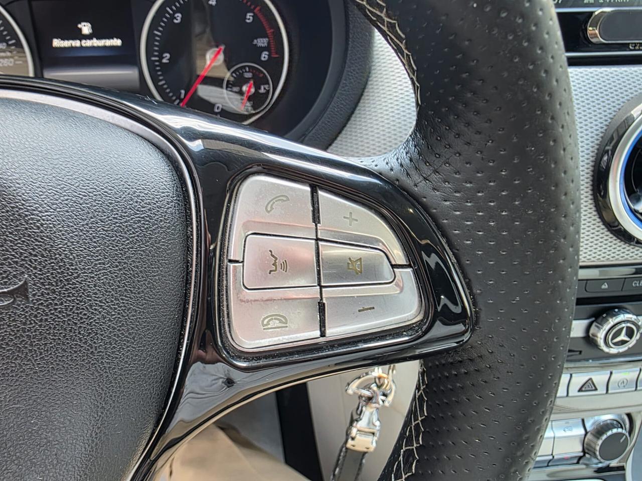 Mercedes-benz B 180 CDI Premium+Cerchi 18+Pelle Totale..
