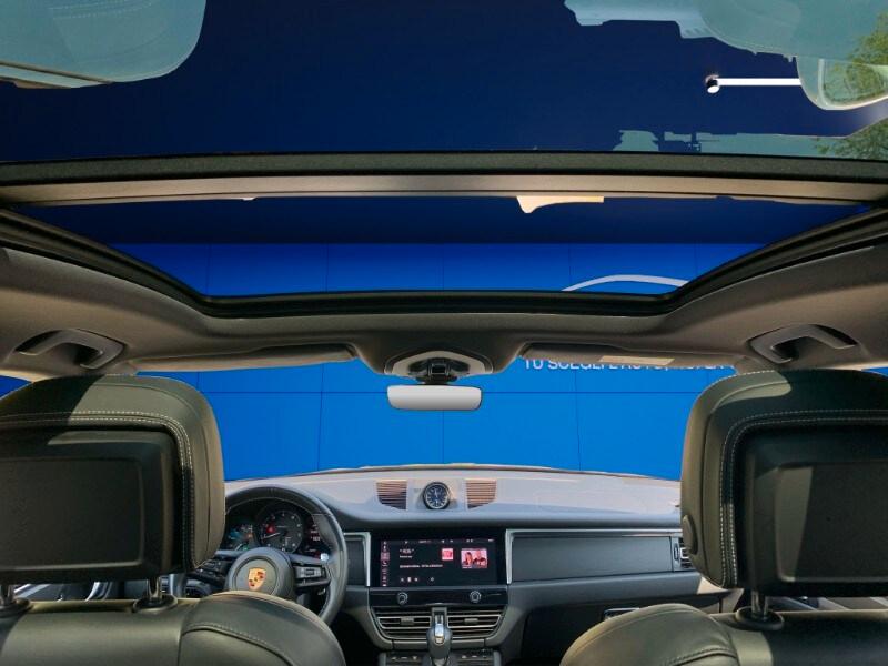 PORSCHE Macan 2.0 T