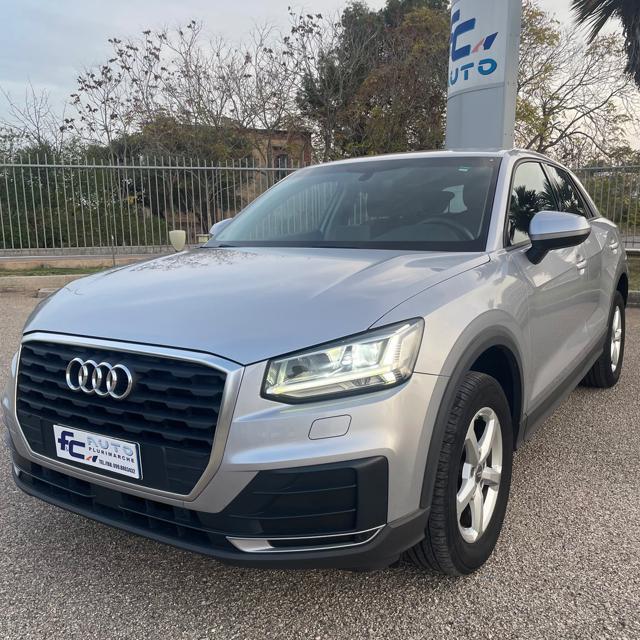 AUDI Q2 35 TDI Business