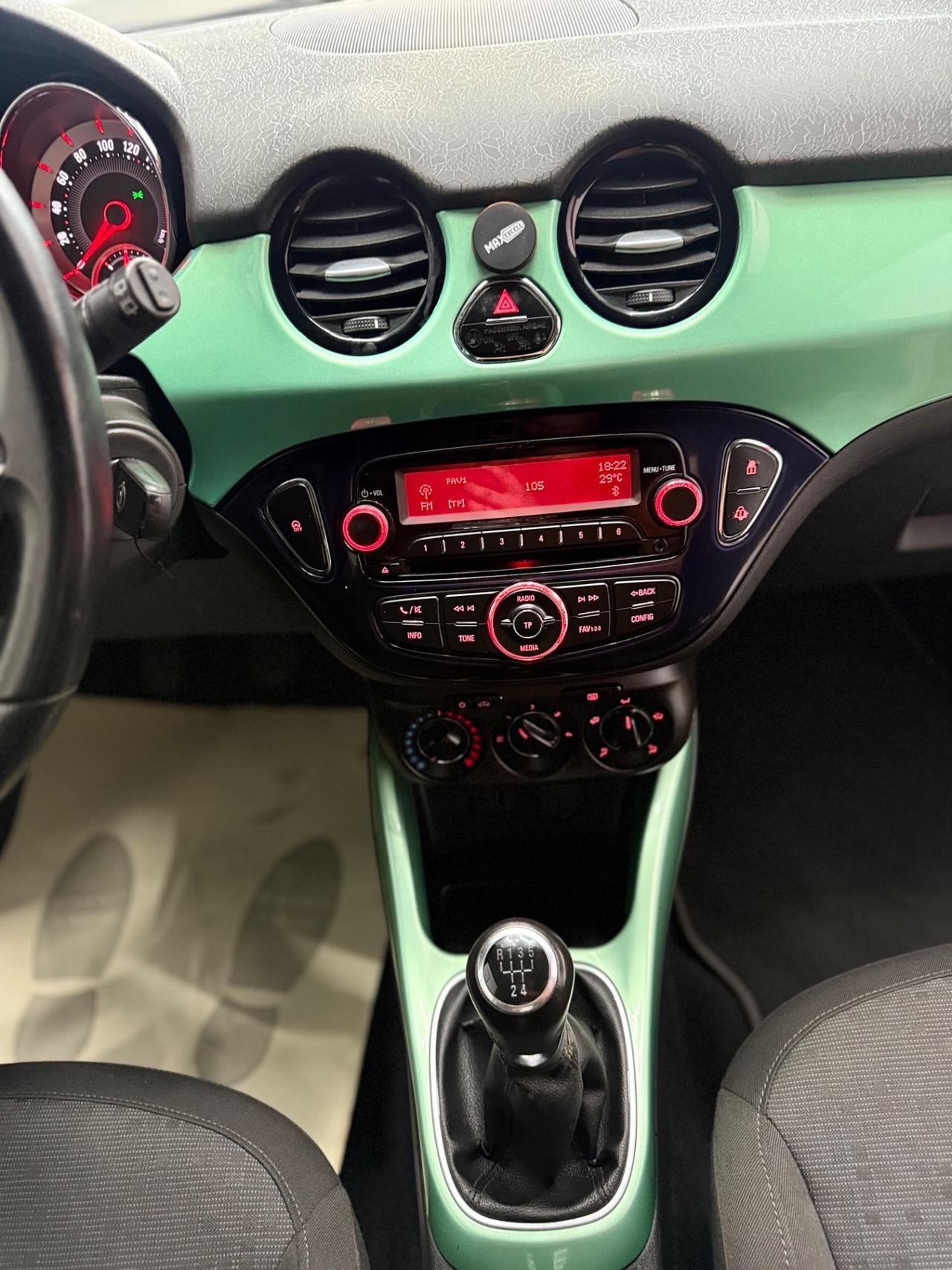 Opel Adam 1.2 70 CV