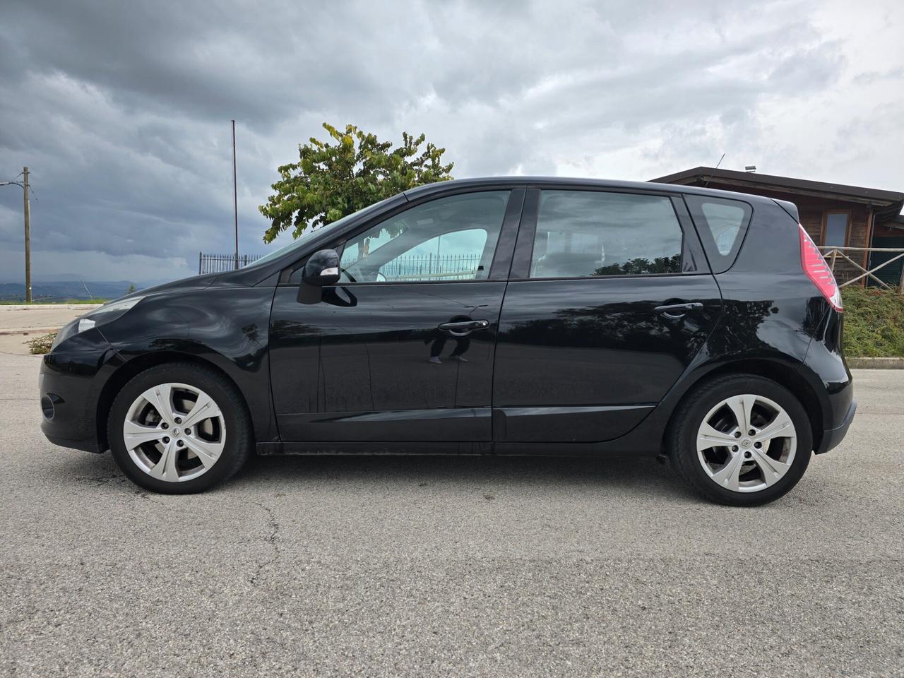 Renault Scenic Scénic X-Mod 1.5 dCi 110CV Attractive