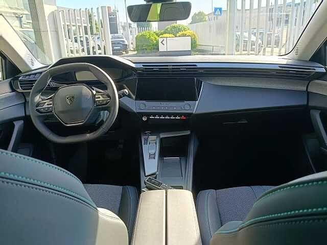 Peugeot 308 Berlina 1.2 Hybrid 145cv DCS ALLURE KM ZERO