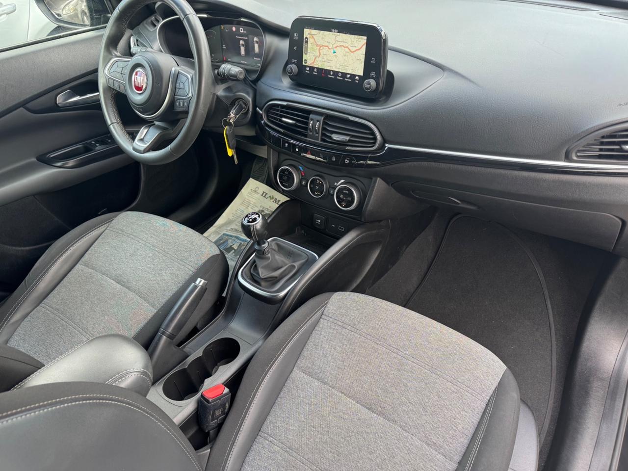 Fiat Tipo 1.6 Mjt S&S 5 porte Cross