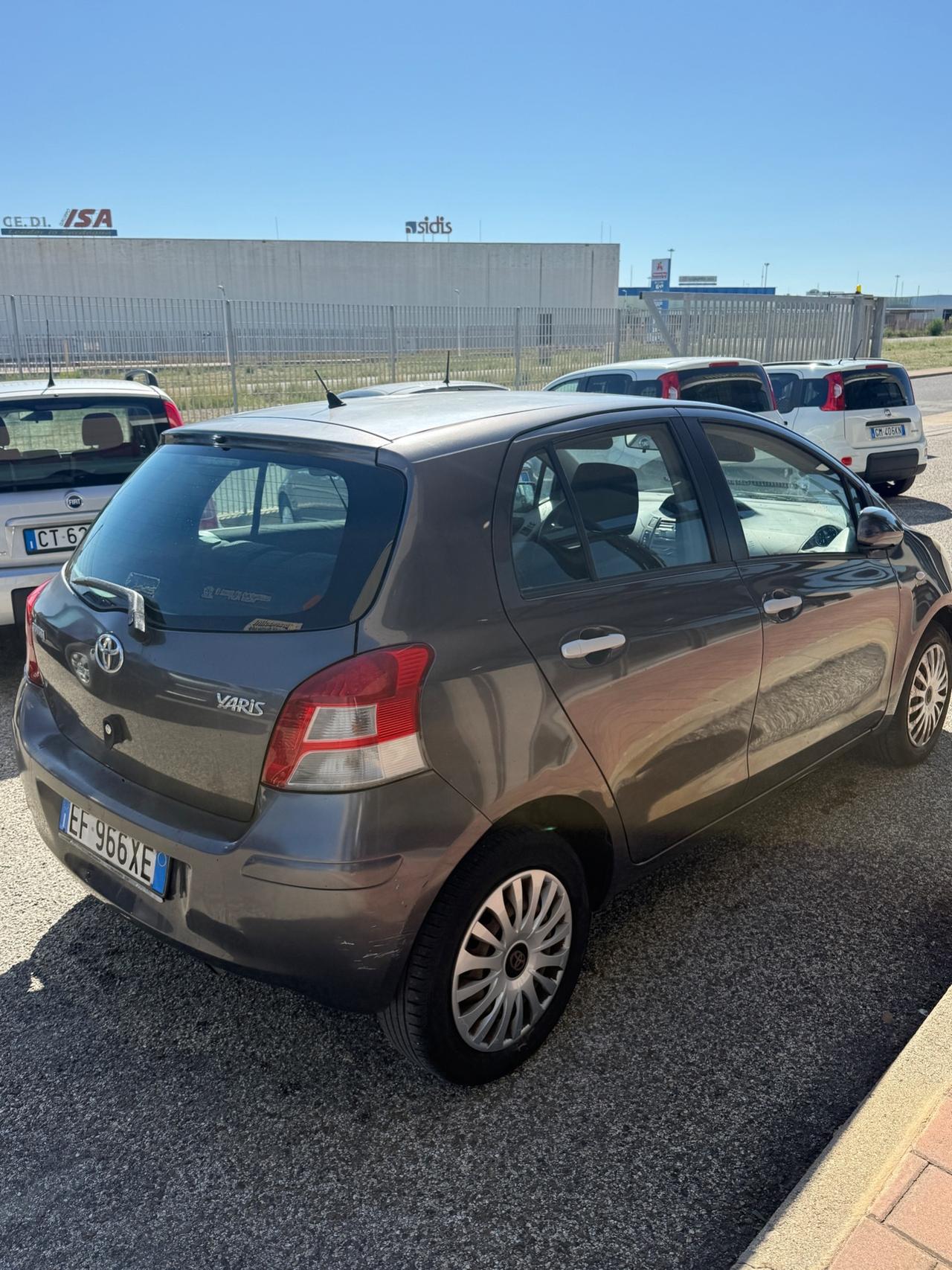 Toyota Yaris 1.3 5 porte Sol LEGGI BENE
