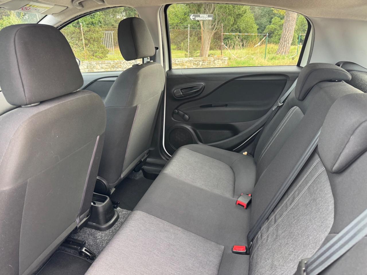 Fiat Punto Lounge 1.2 gpl ok neopatentati