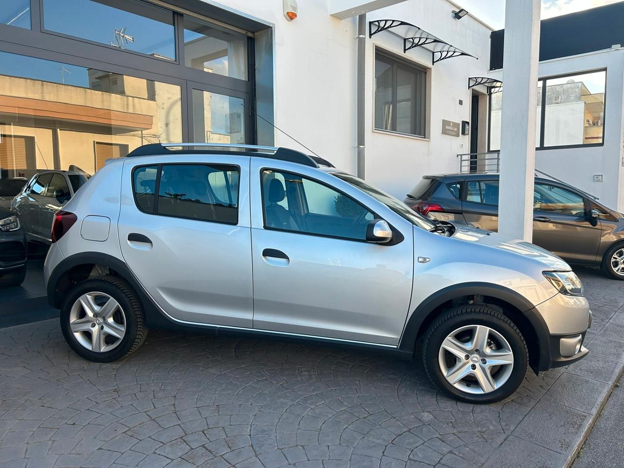 Dacia Sandero Stepway 1.5 DCI AUTOM Km102.000-2016