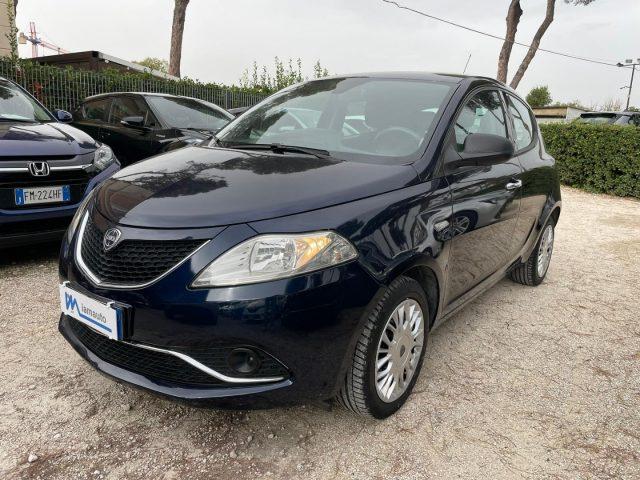 LANCIA Ypsilon 1.2 69cv OK NEOPATENTATI ..