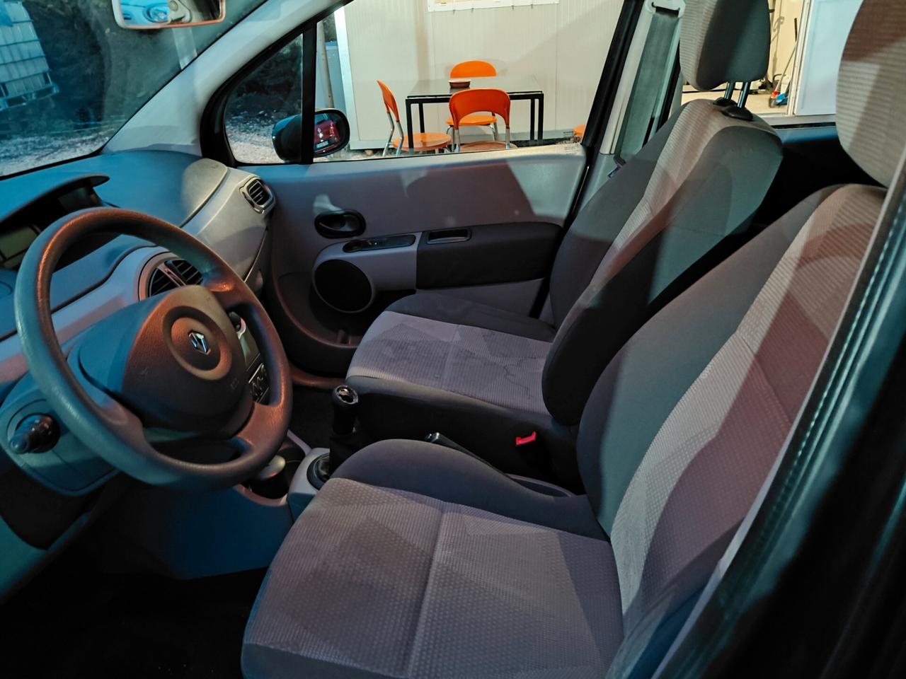 RENAULT MODUS ANNO 2008 BZ 1.2 ADATTA NEOPATENTATI KM 190 MILA