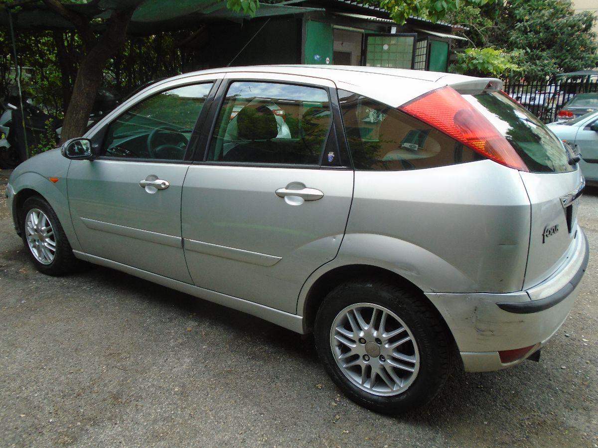 FORD Focus '02 5p 1.6i 16v Ghia FL